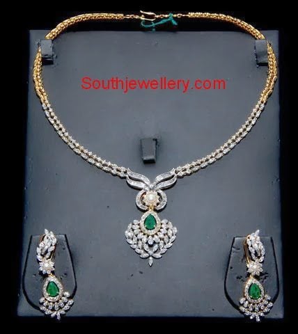  Diamond Necklace Set