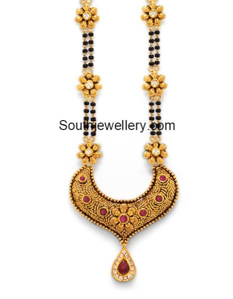 mangalsutra_with_gold_pendant