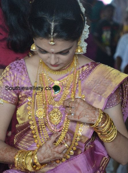 saranya_mohan_,marriage_jewellery