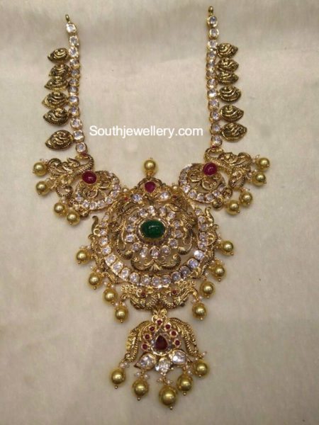antique_gold_peacock_necklace