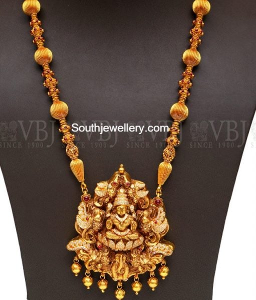 gold-long-chain-lakshmi-pendant