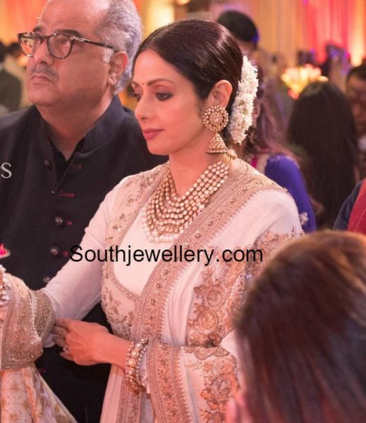 sridevi-polki-diamond-necklace-set