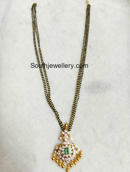 black-beads-chain-diamond-pendant