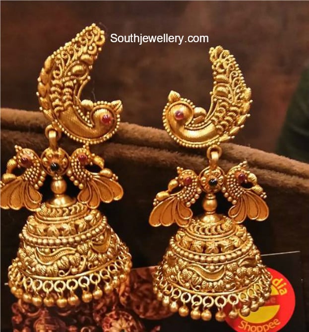 Sparkling Fashion | Gold jewelry outfits, Gold jewelry simple, Gold jhumka  earrings