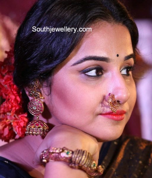 vidya balan kundan jhumkas and nose ring