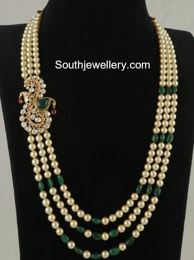 Side pendant hot sale pearl necklace