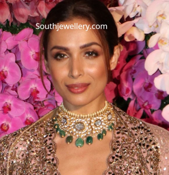 bollywood actress chokers