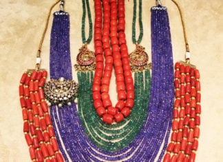 beads necklace designs latest