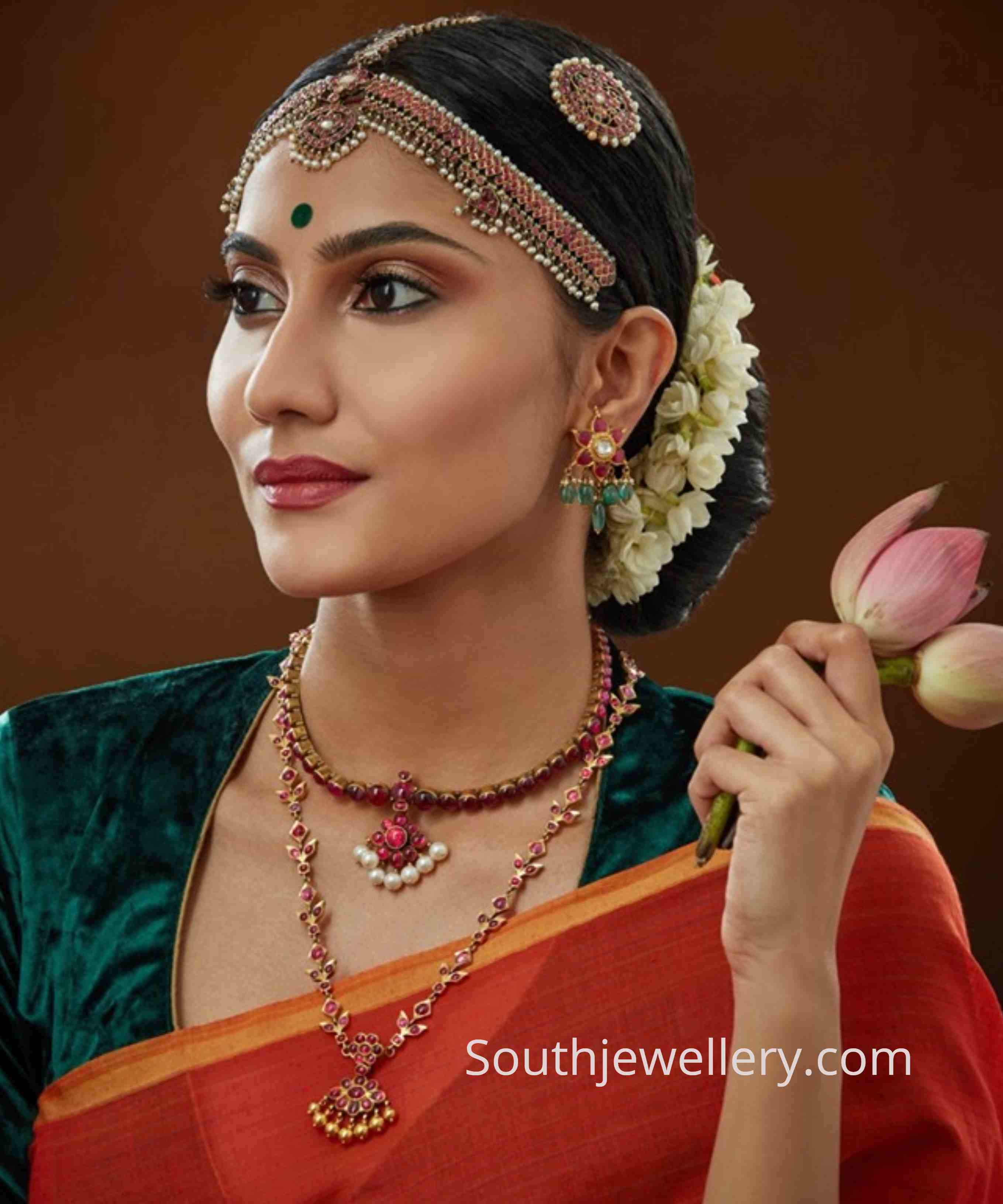 Necklace Set | Tanishq Online Store