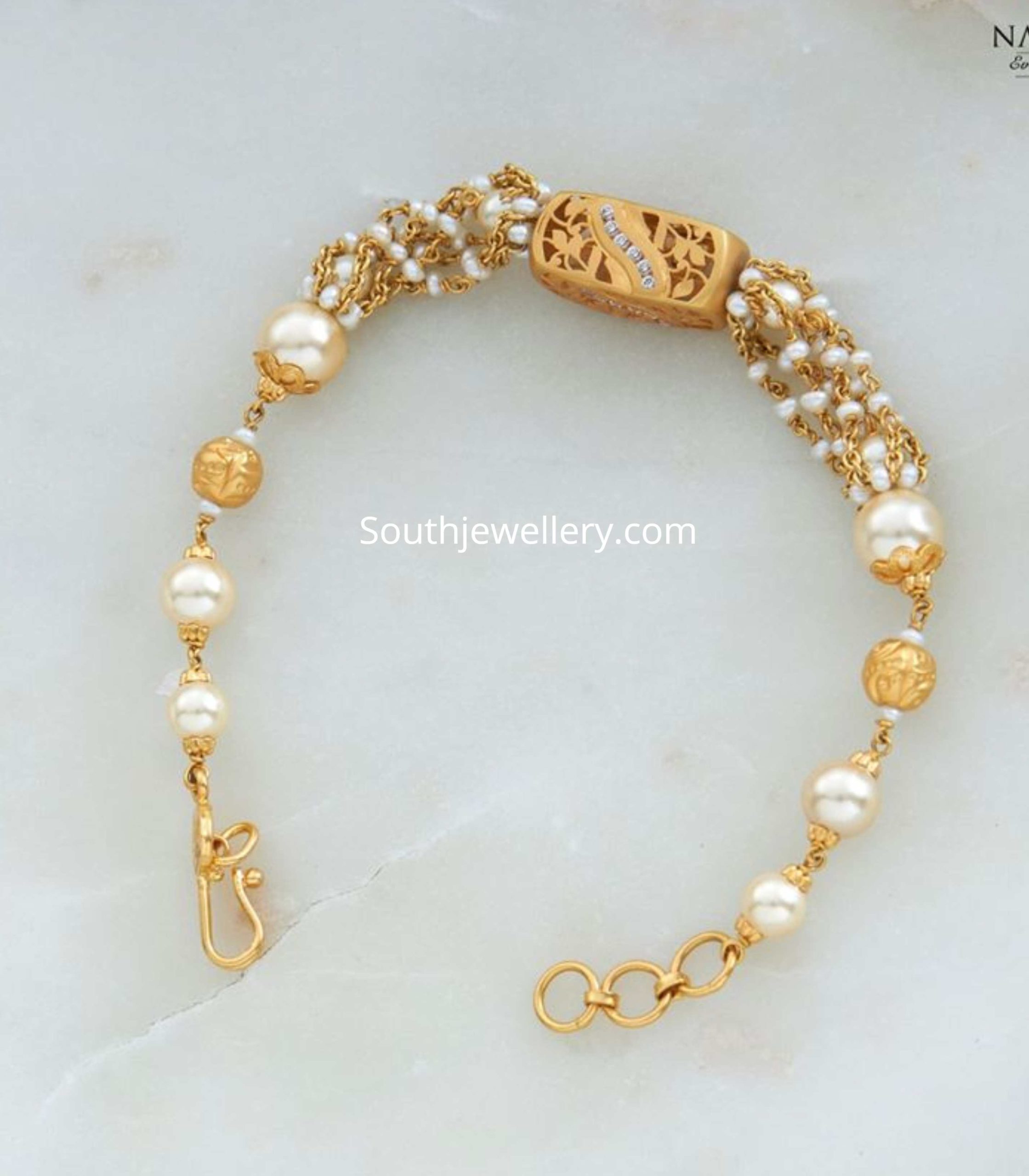 COLORFISH Simple Design 18K Gold Fine Jewelry Natural 45mm White Akoya  Natural Saltwater Pearl Bracelet