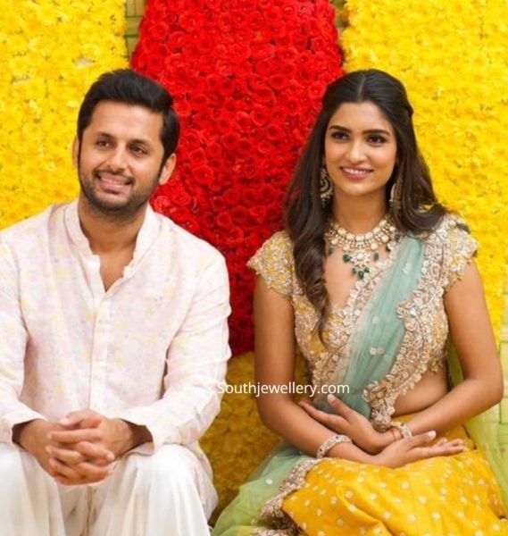 hero nithin shalini pasupu polki jewellery (1)