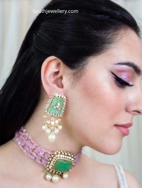 pink beads choker with emerald pendant (1)