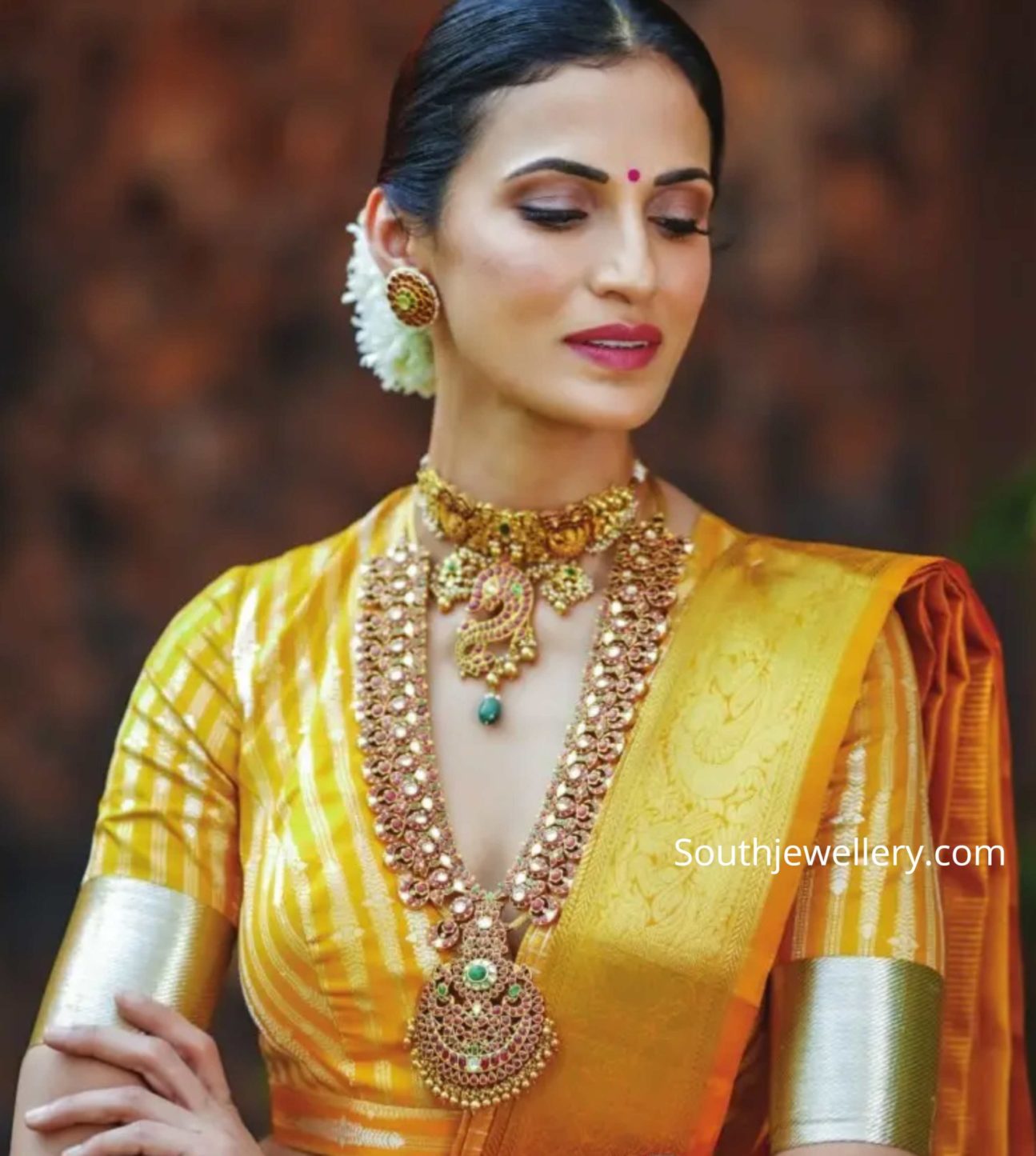 Kundan jewellery best sale with silk saree
