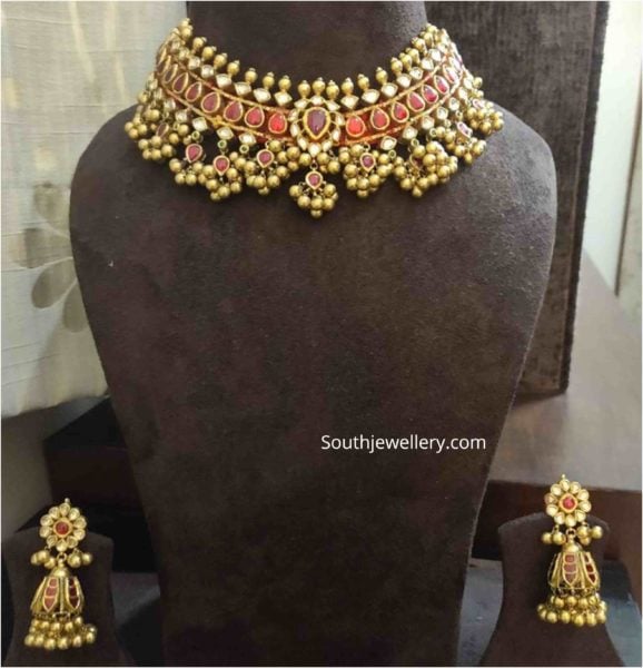 gold tussi choker and jhumkas