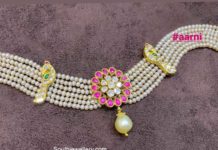 pearl choker with pendant
