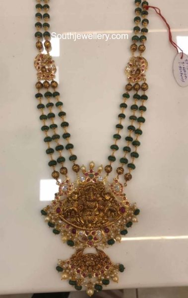 emerald beads necklace with temple pendant