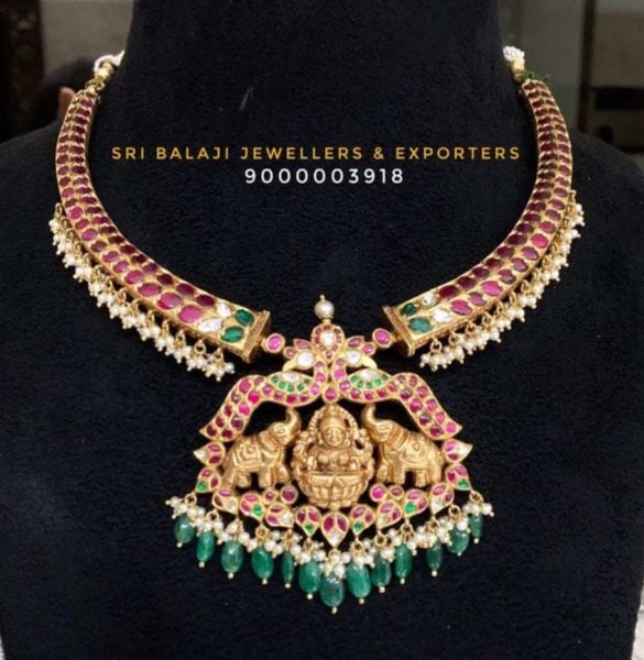 kante kundan necklace